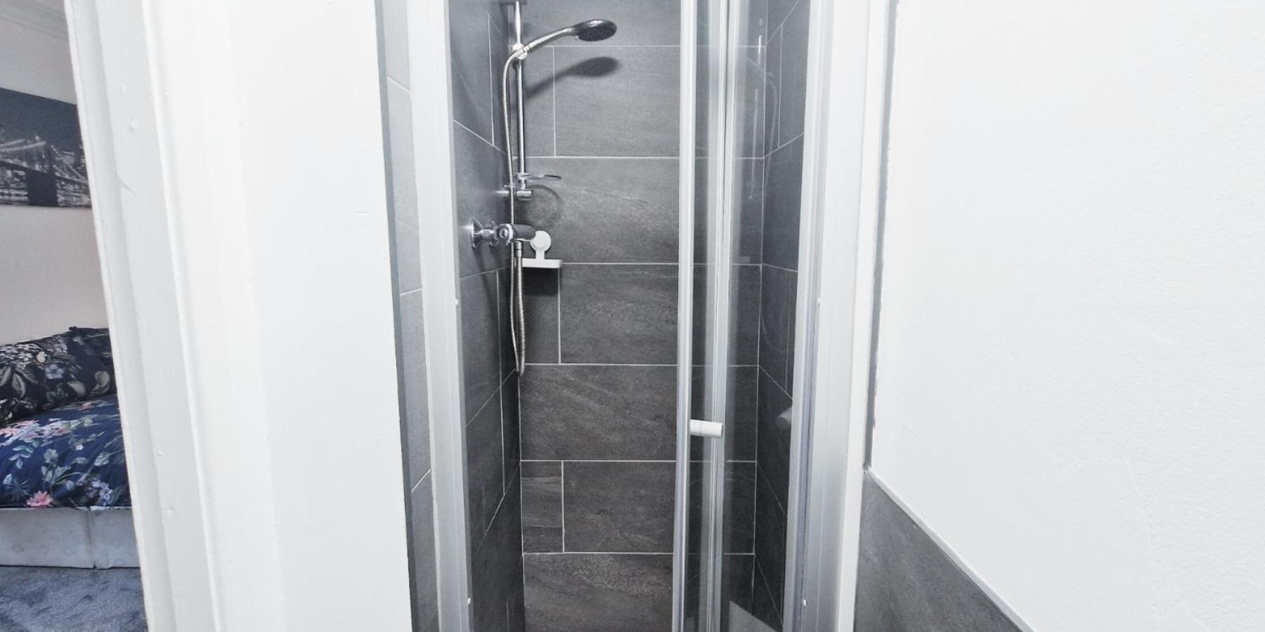 Spacious Room In Modern House Near Nottingham Zewnętrze zdjęcie